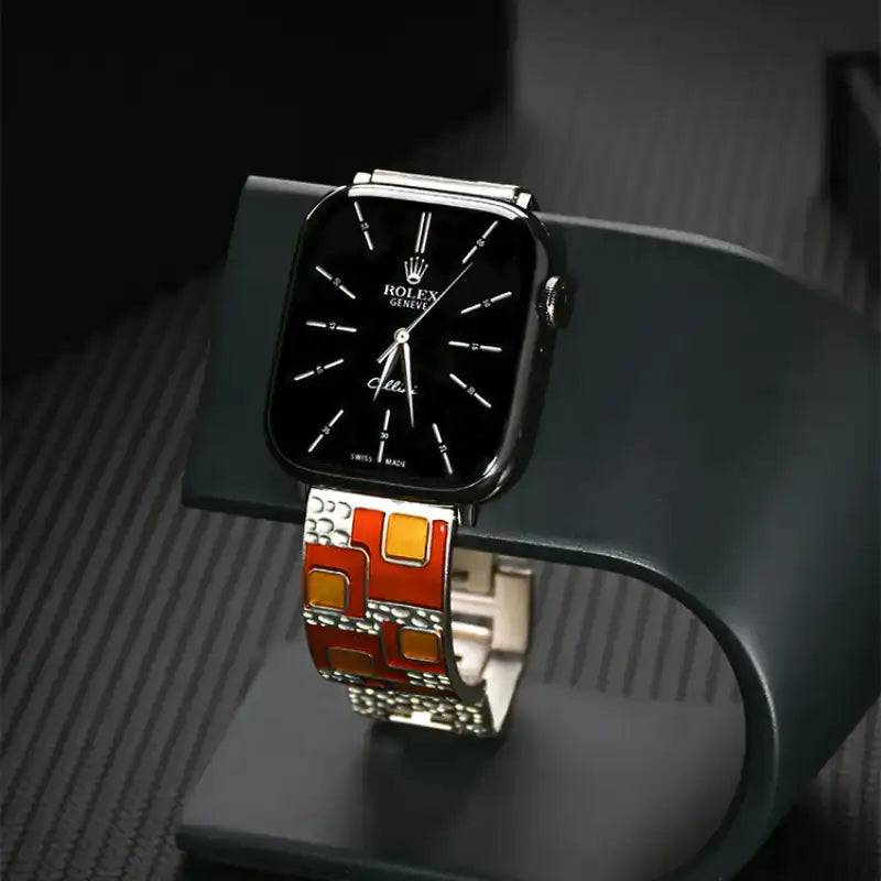 Vintage-style enamel curved metal strap