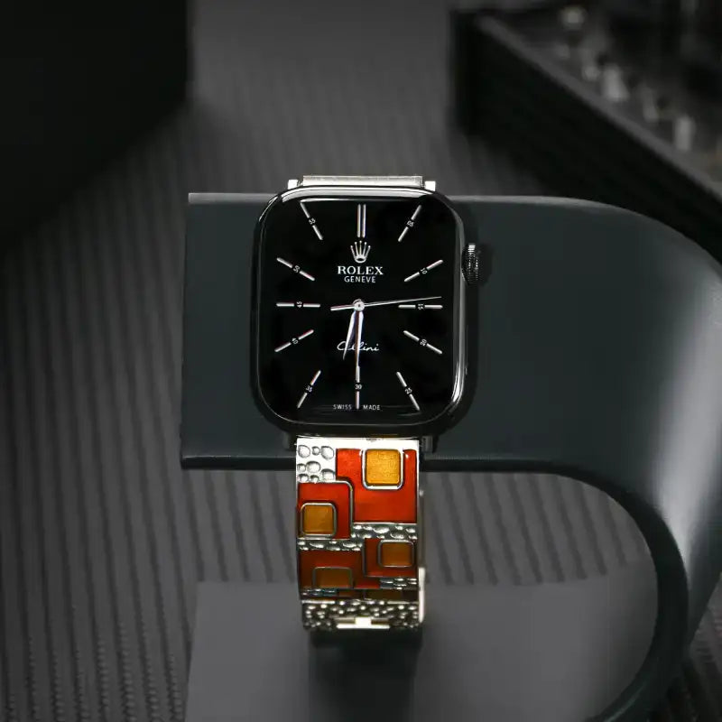 Vintage-style enamel curved metal strap