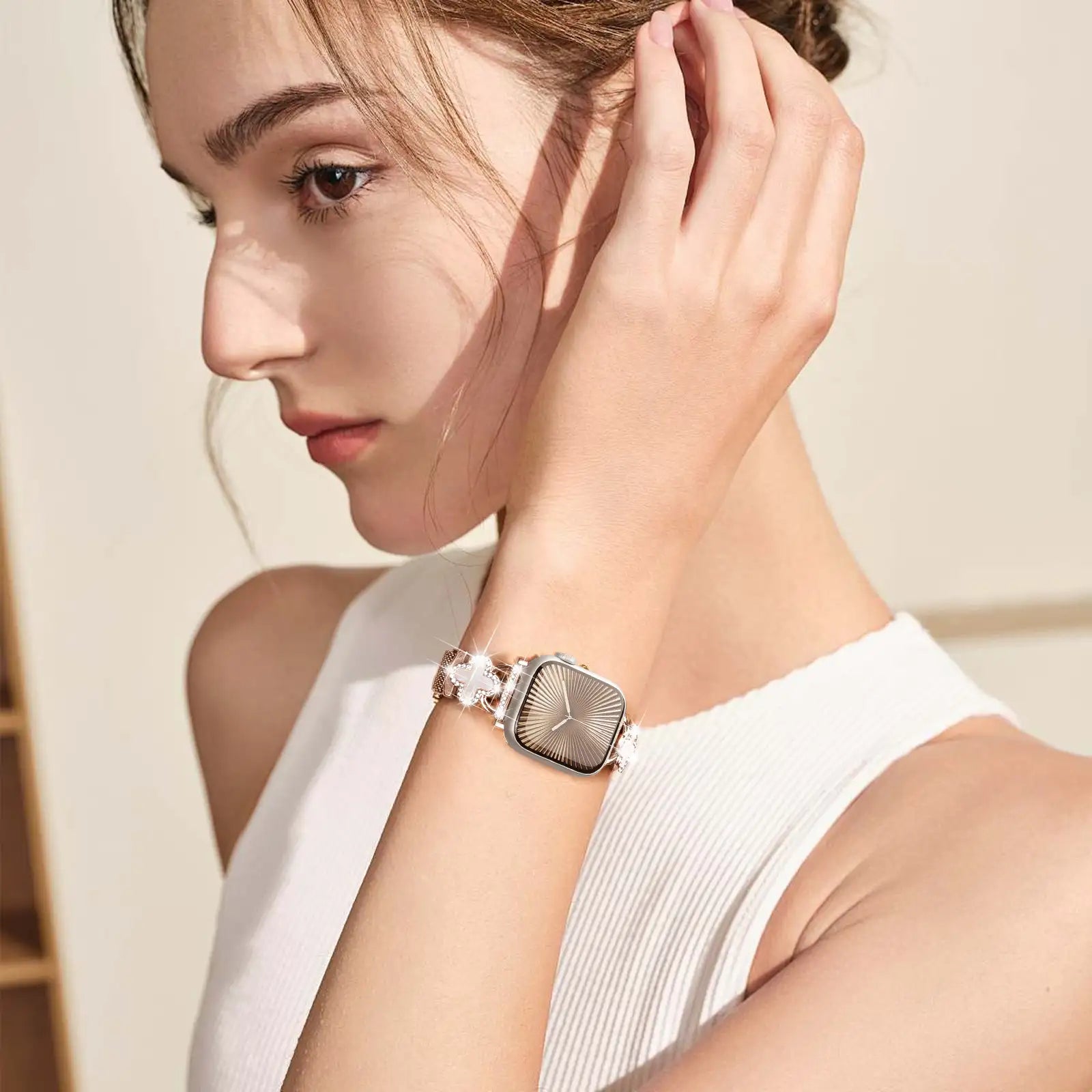 Slim-fit Milanese Clover strap For Women