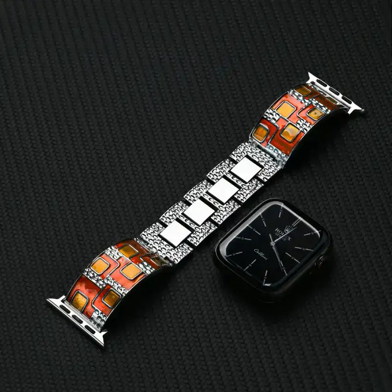 Vintage-style enamel curved metal strap