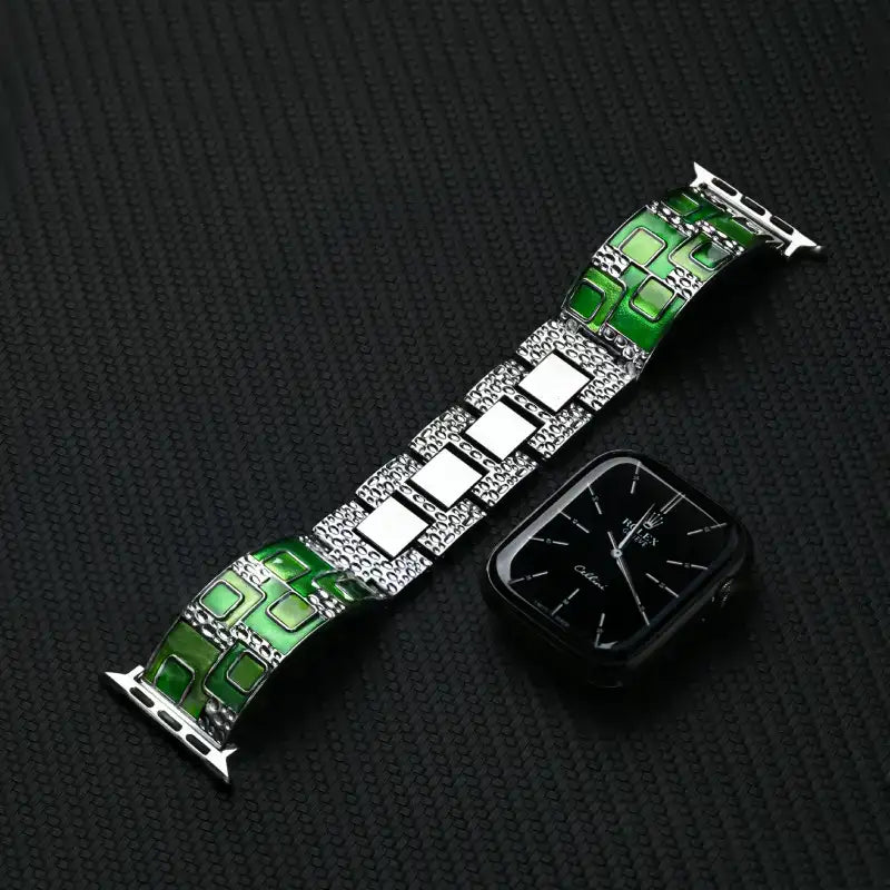 Vintage-style enamel curved metal strap