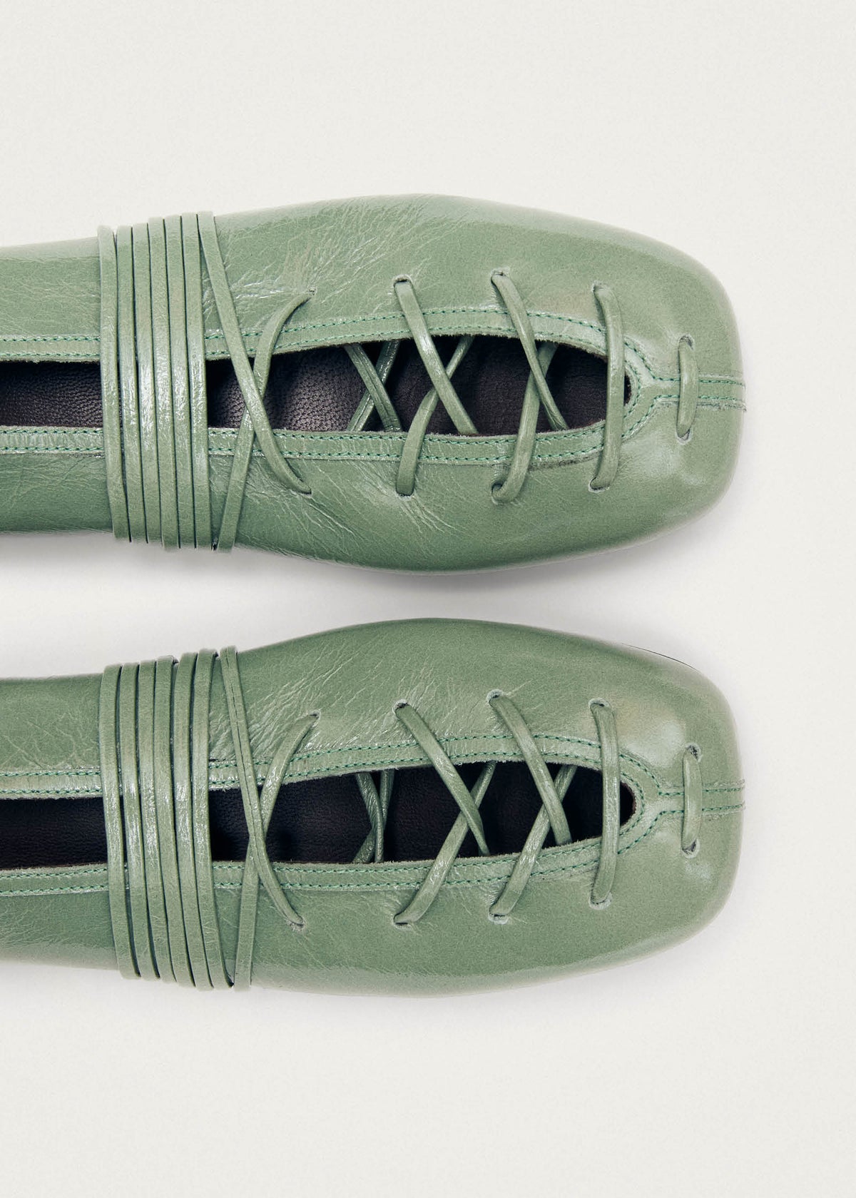Bumi Onix Green Leather Ballet Flats