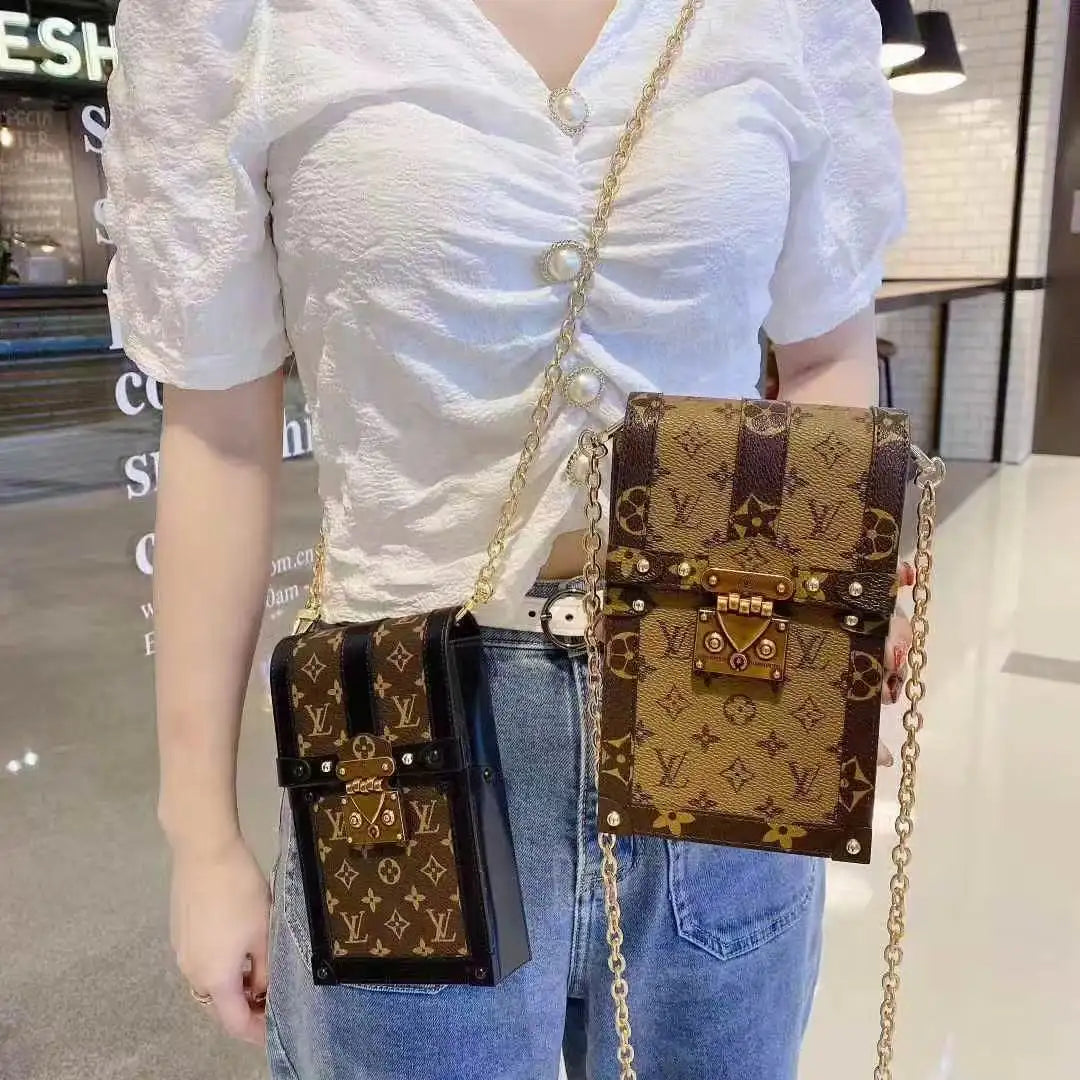 Vintage Printed Mini Trunk Style Shoulder Purse