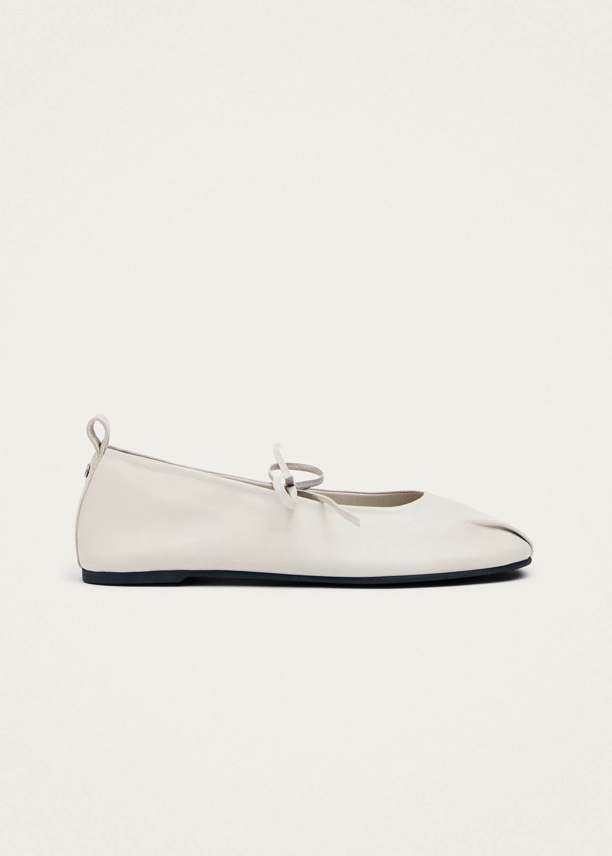 Elva Cream Leather Ballet Flats