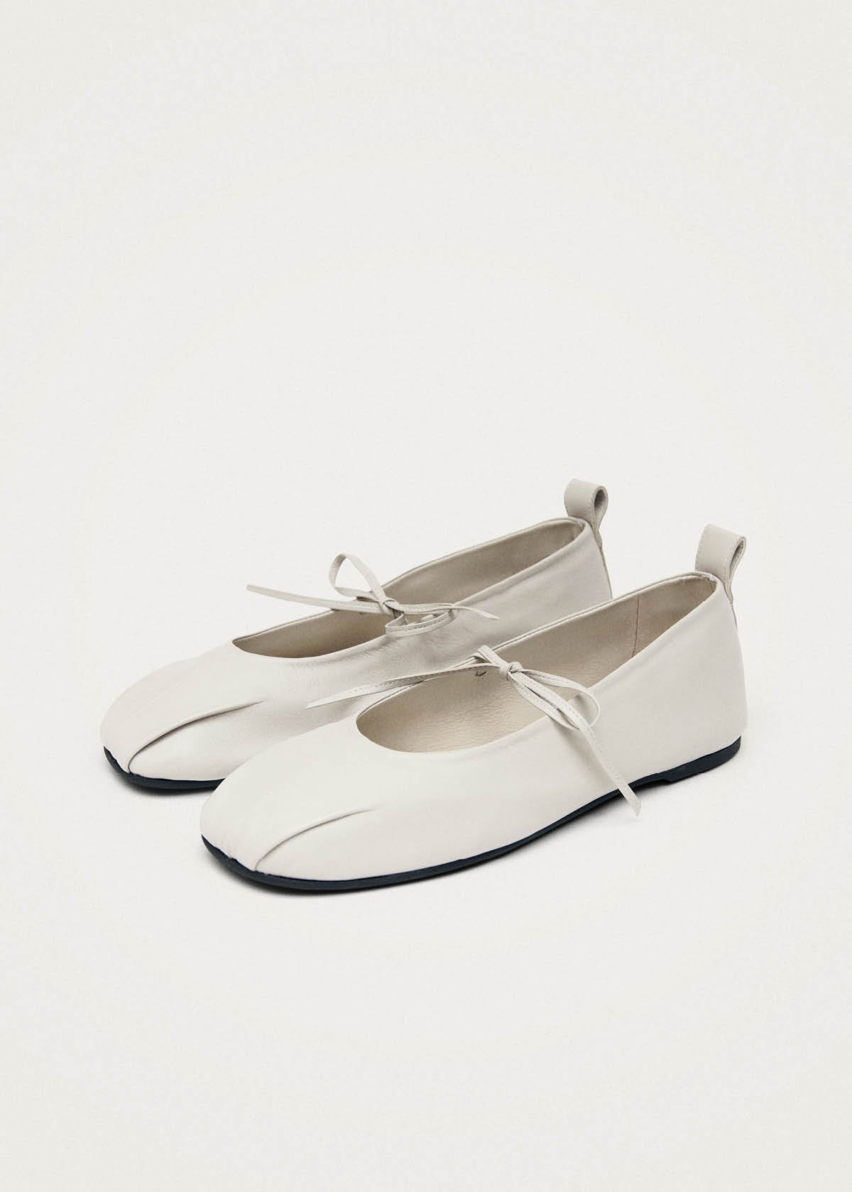 Elva Cream Leather Ballet Flats
