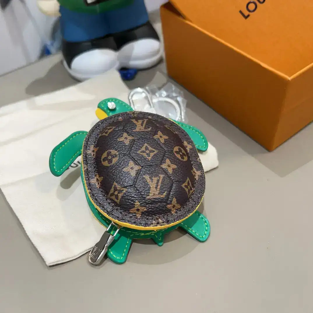 Luxury Designer-Inspired AirPods Case Storage turtle
