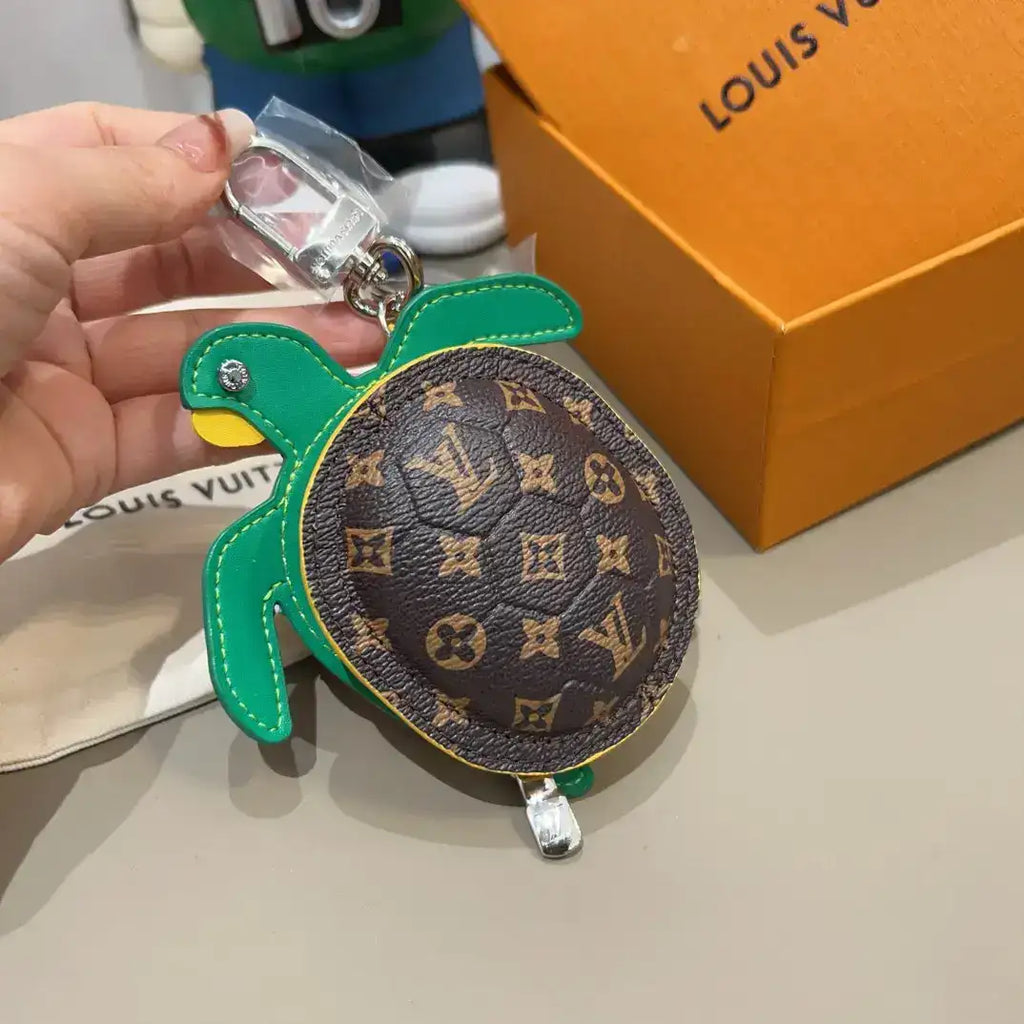 Luxury Designer-Inspired AirPods Case Storage turtle
