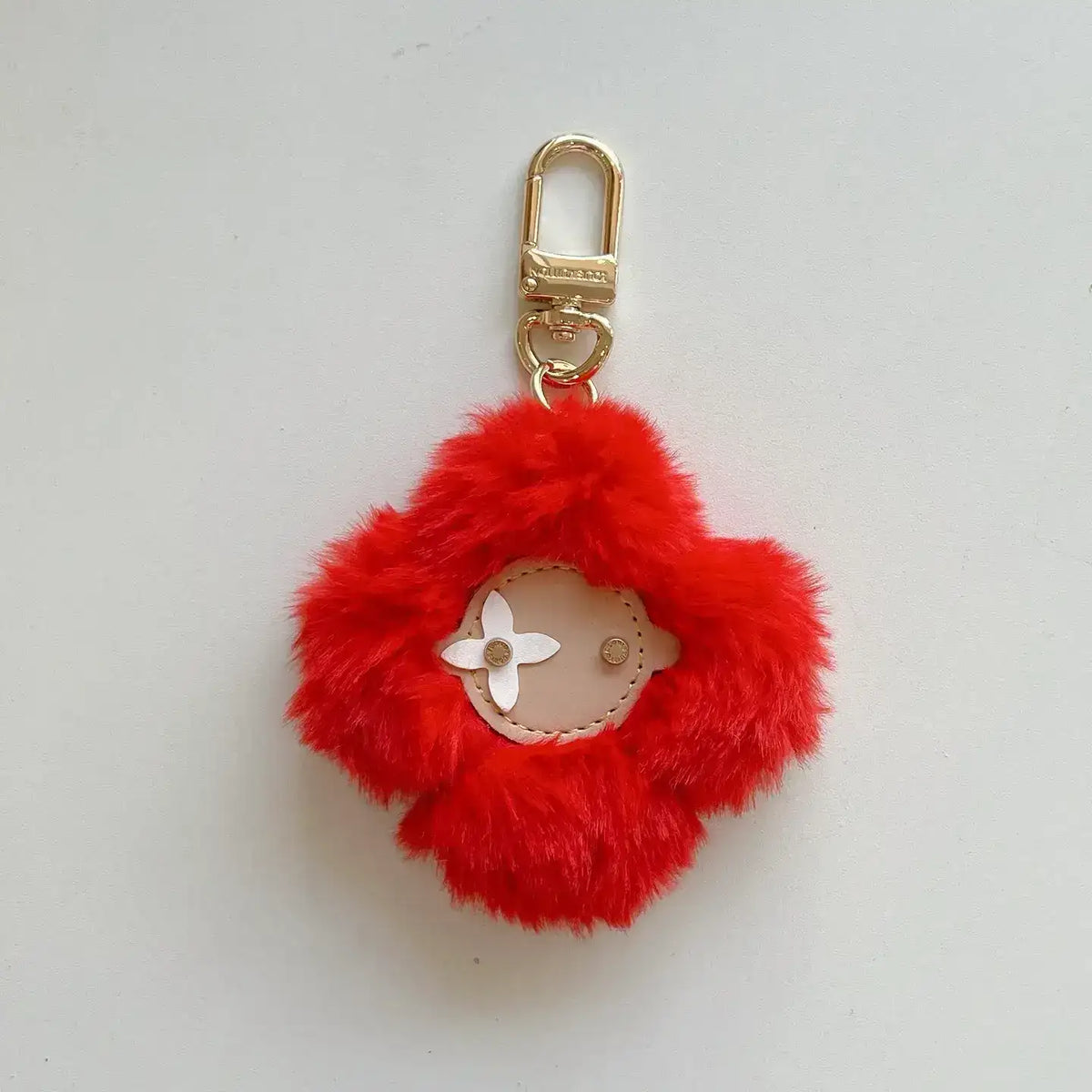 Fashionable sunflower pendant