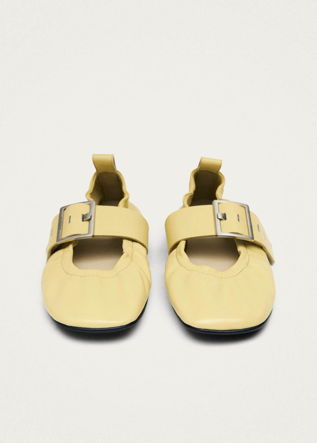 Sarea Vanilla Leather Ballet Flats