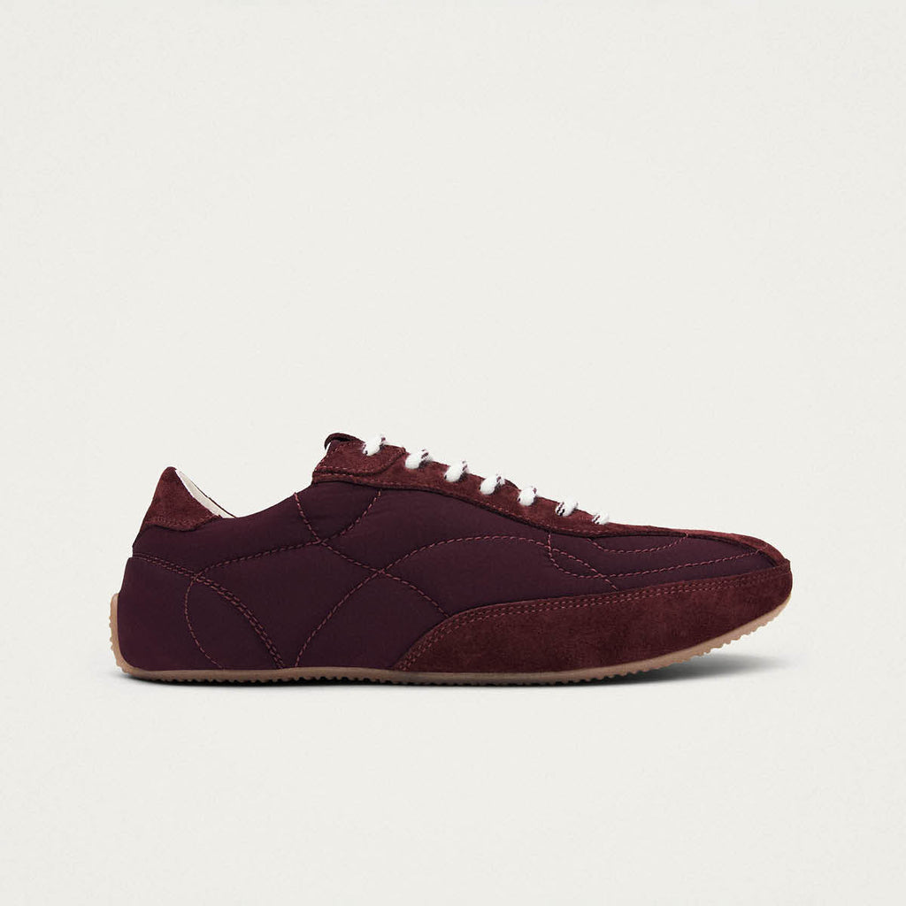 Tb.25 Burgundy Sneakers